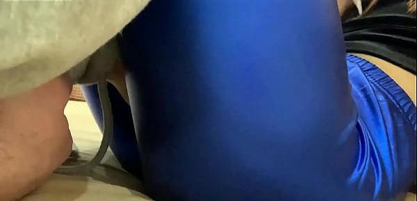  Amateur Real Femdom LifeStyle Pussy Worship In Blue Leggings